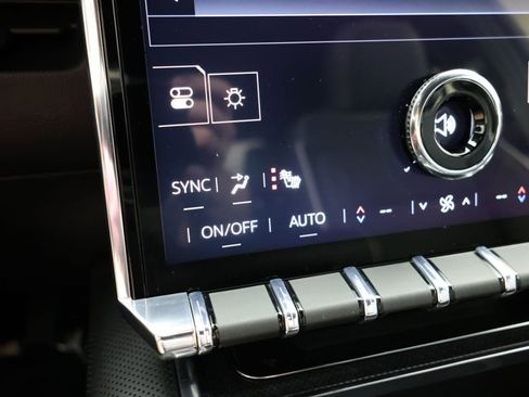 Used 2026 GMC Sierra EV Elevation w/ LPO, Elevation Dark Package AWD/4WD image 9