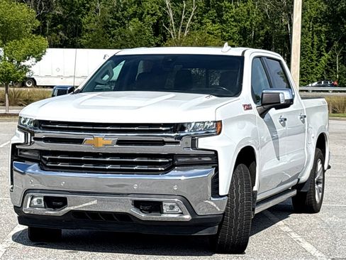 Used 2021 Chevrolet Silverado 1500 LTZ w/ LTZ Premium Package AWD/4WD image 3