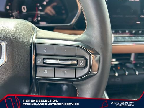 Certified 2023 GMC Canyon AT4 w/ AT4 Premium Package AWD/4WD image 17