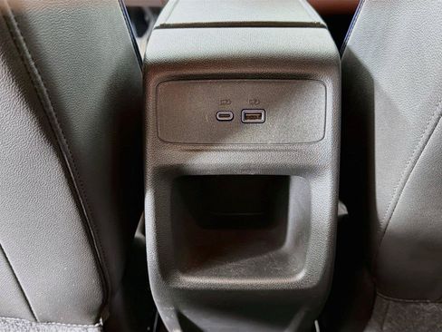 Used 2024 Buick Envista Sport Touring w/ Convenience I Package FWD image 28