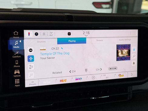 New 2025 Jeep Gladiator Sport image 14