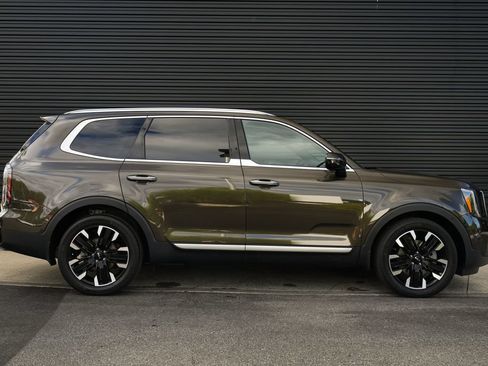 Used 2023 Kia Telluride SX Prestige AWD/4WD image 35