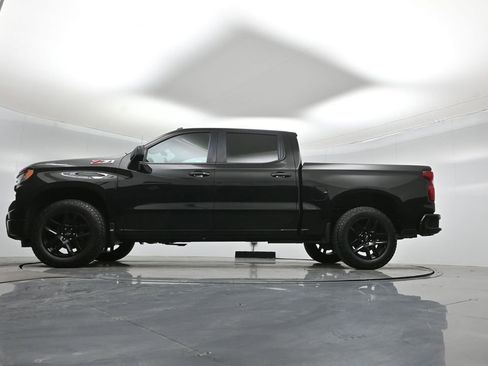 Used 2024 Chevrolet Silverado 1500 RST w/ Z71 Off-Road Package image 8