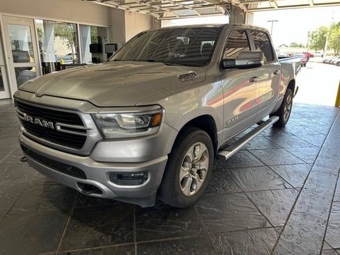 Used 2019 RAM 1500 Big Horn AWD/4WD image 2