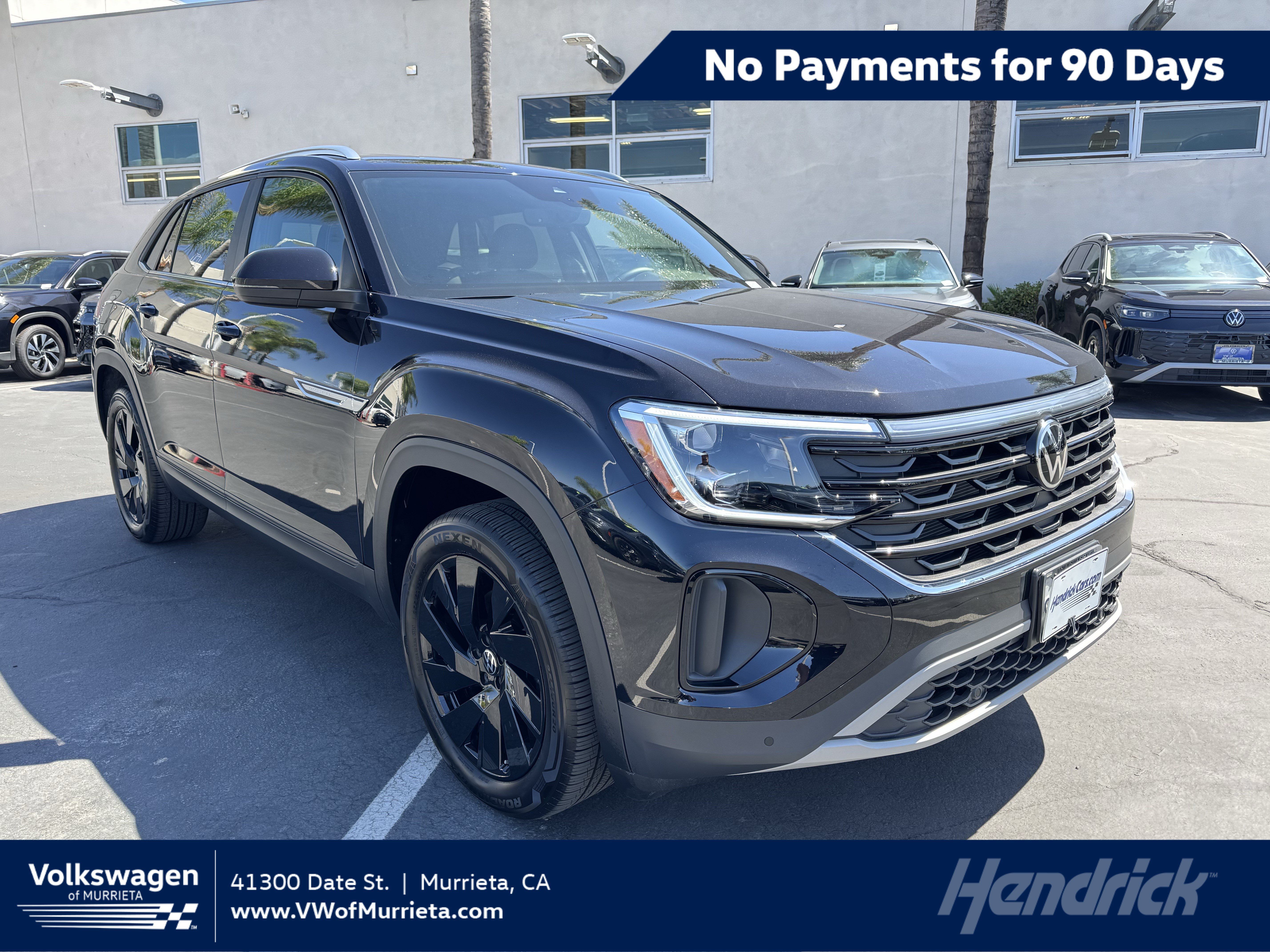 Used 2026 Volkswagen Atlas Cross Sport SE FWD image 1