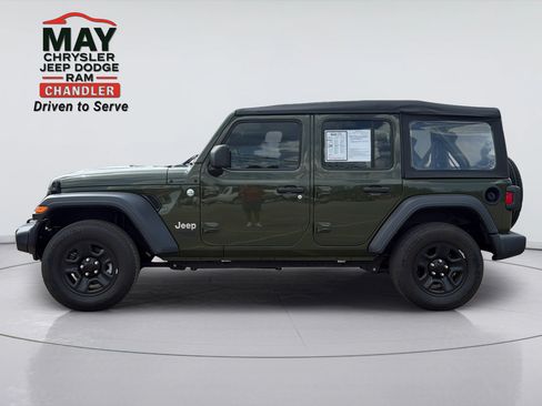 Used 2021 Jeep Wrangler Unlimited Sport AWD/4WD image 4