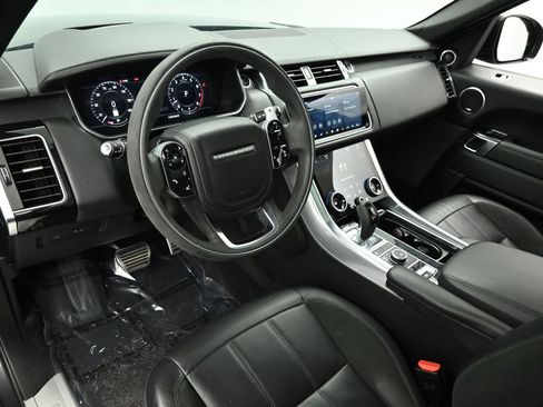 Used 2020 Land Rover Range Rover Sport HST image 11