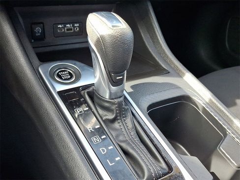 Used 2024 Nissan Sentra SV image 14