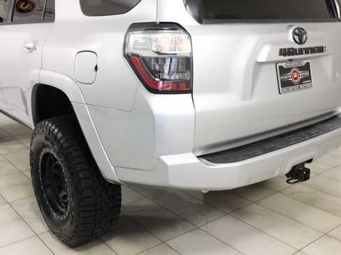 Used 2021 Toyota 4Runner SR5 Premium AWD/4WD image 42