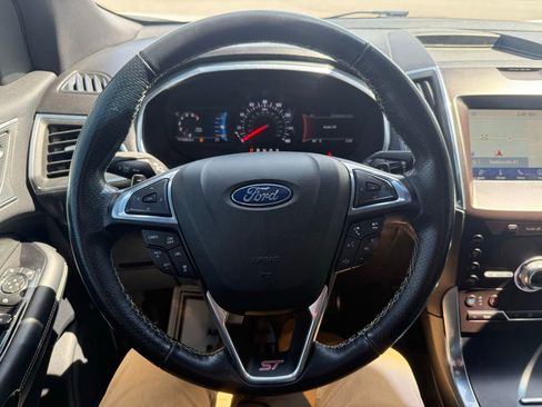 Used 2020 Ford Edge ST w/ Equipment Group 401A AWD/4WD image 14