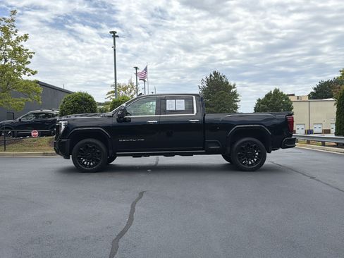 Used 2026 GMC Sierra 2500 Denali Ultimate AWD/4WD image 16