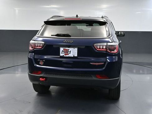 Used 2019 Jeep Compass Trailhawk AWD/4WD image 6