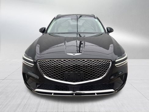 Used 2023 Genesis GV70 2.5T w/ Select Package image 2