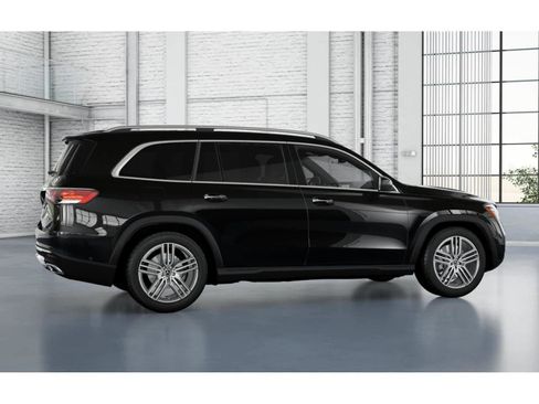New 2026 Mercedes-Benz GLS 450 4MATIC image 30