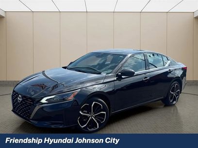 Used 2024 Nissan Altima 2.5 SR w/ SR Premium Package