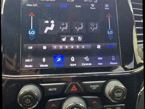 Used 2019 Jeep Grand Cherokee SRT image 23