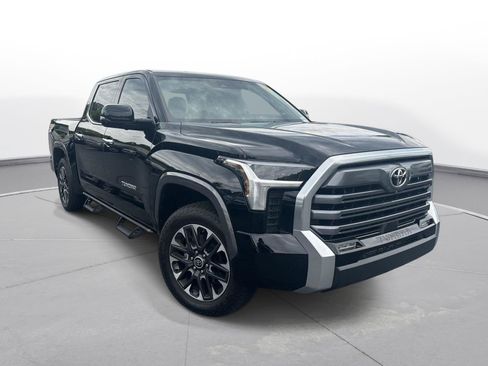 Used 2023 Toyota Tundra Limited AWD/4WD image 4