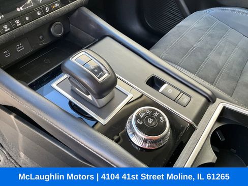Used 2024 Mitsubishi Outlander SE FWD image 25
