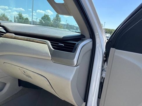 Used 2018 GMC Yukon Denali w/ Open Road Package AWD/4WD image 17