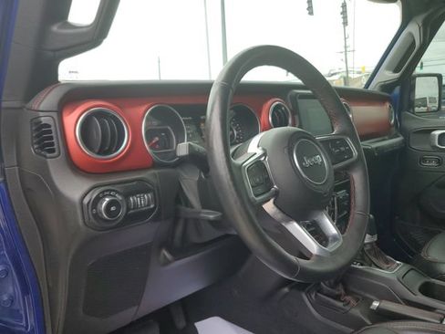 Used 2019 Jeep Wrangler Unlimited Rubicon AWD/4WD image 17