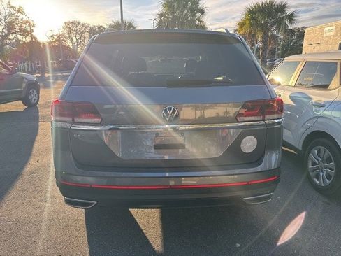 Used 2023 Volkswagen Atlas SE image 8