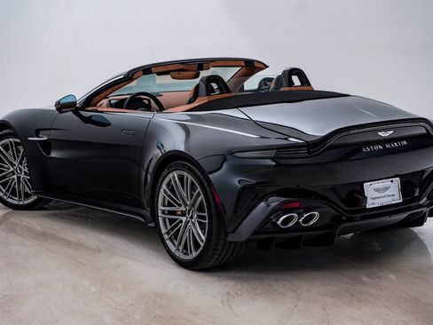 New 2026 Aston Martin V8 Vantage Roadster image 13