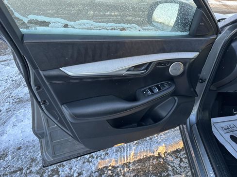 Used 2019 INFINITI QX50 Essential w/ Sensory Package image 21