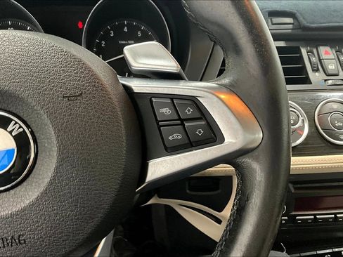 Used 2010 BMW Z4 sDrive35i image 22