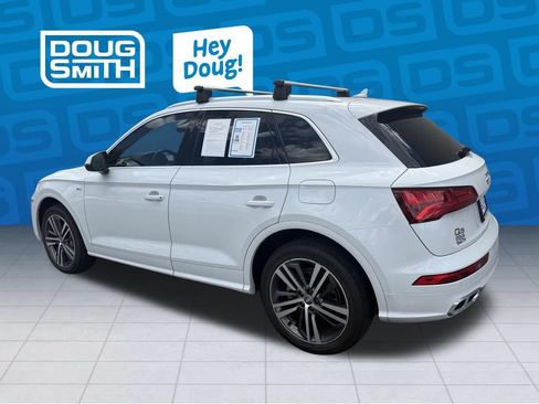 Used 2020 Audi Q5 e Premium Plus w/ Premium Plus Package AWD/4WD image 3