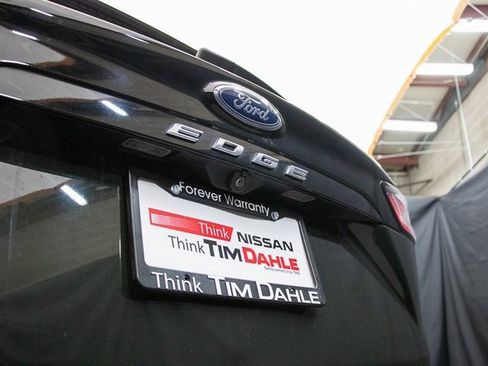 Used 2022 Ford Edge SE image 10