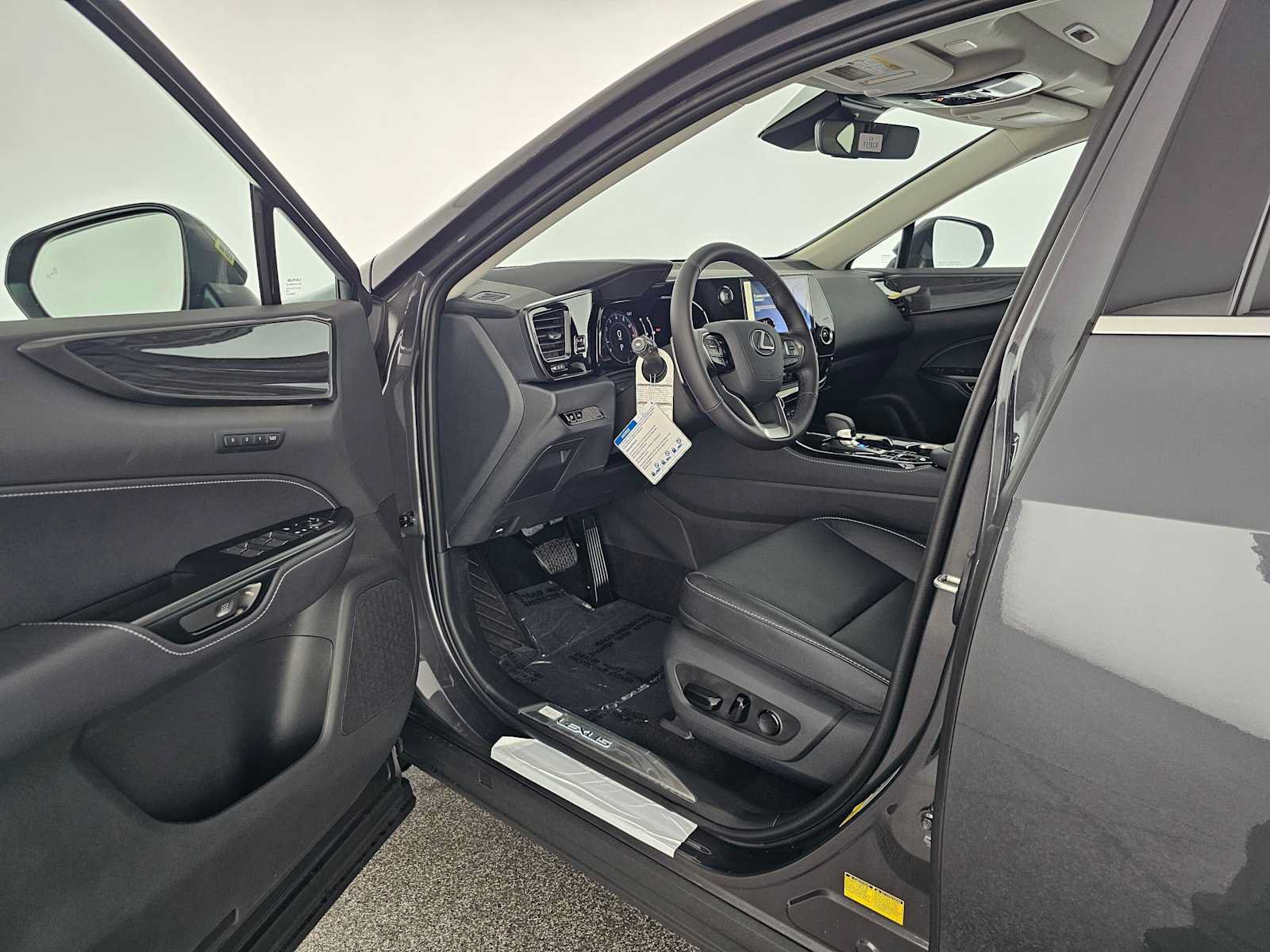 Certified 2026 Lexus NX 350 AWD w/ Accessory Package (K3) image 19