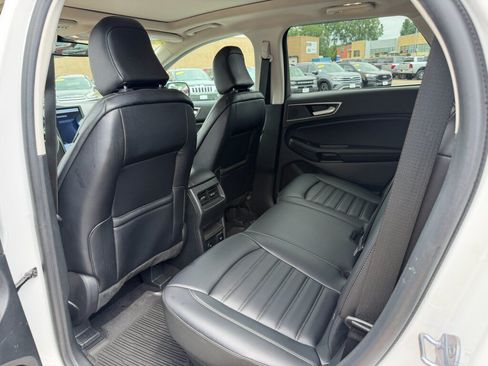 Used 2024 Ford Edge SEL w/ Convenience Package AWD/4WD image 9