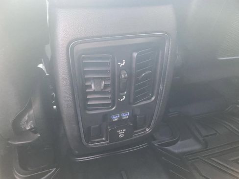 Used 2021 Jeep Grand Cherokee Limited AWD/4WD image 26