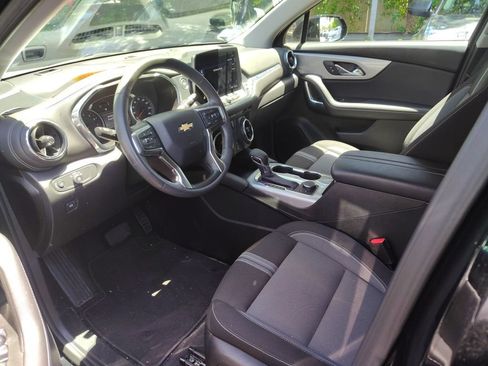 Used 2025 Chevrolet Blazer LT AWD/4WD image 5