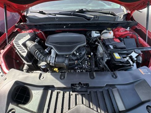 Used 2021 Chevrolet Blazer LT FWD image 25