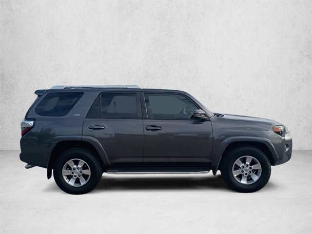 Used 2015 Toyota 4Runner SR5 RWD image 4