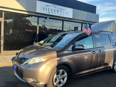 Used 2012 Toyota Sienna LE