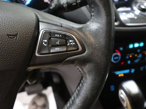Used 2018 Ford Escape Titanium AWD/4WD image 34