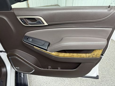 Used 2017 GMC Yukon XL Denali w/ Open Road Package image 37