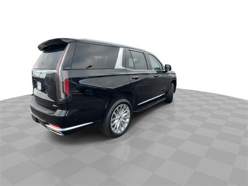 Used 2022 Cadillac Escalade Premium Luxury image 8