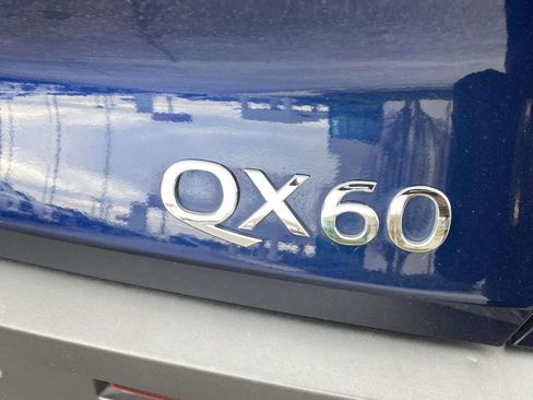 Used 2025 INFINITI QX60 Pure image 8