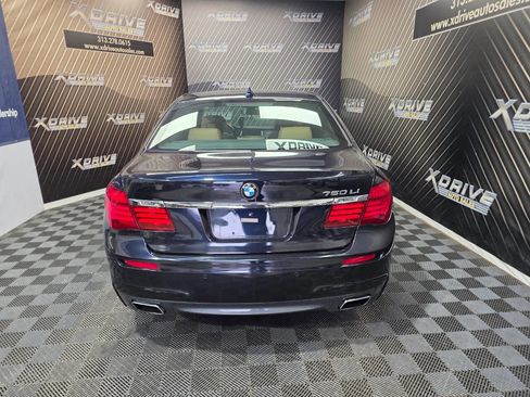 Used 2015 BMW 750Li image 13