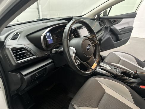 Used 2022 Subaru Crosstrek 2.0i Premium AWD/4WD image 15