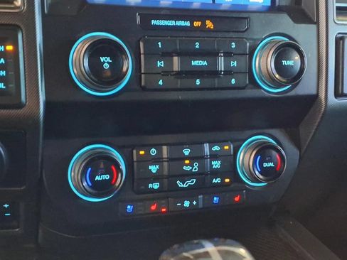Used 2019 Ford F150 Raptor w/ Equipment Group 802A Luxury AWD/4WD image 22