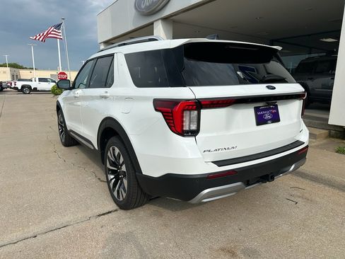 New 2026 Ford Explorer Platinum w/ LUX Leather Package AWD/4WD image 6