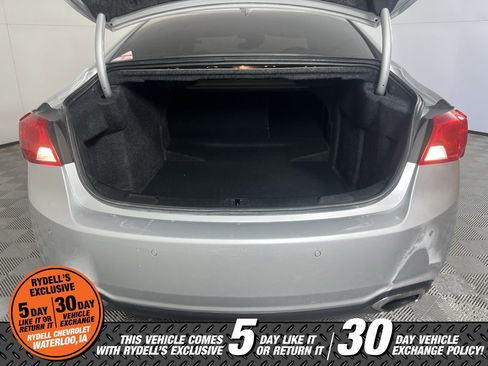 Used 2017 Chevrolet Impala Premier image 21
