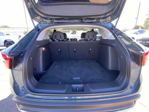 Used 2025 Chevrolet Trax LT image 39