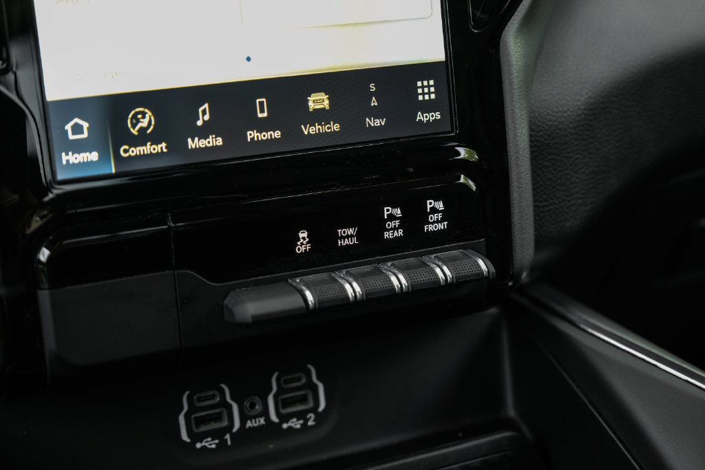 Used 2023 RAM 1500 Laramie AWD/4WD image 35
