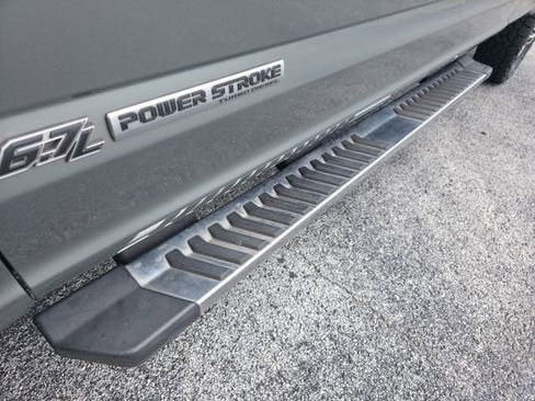 Used 2019 Ford F350 Lariat w/ Lariat Ultimate Package image 11