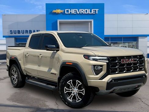 Used 2023 GMC Canyon AT4 w/ LPO, Skid Plate Package AWD/4WD image 2